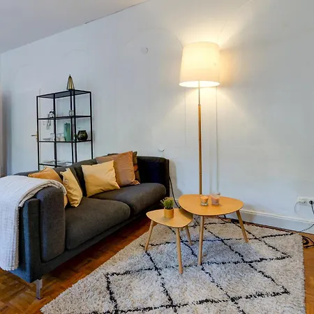 Mit 2 Schlafzimmern Am Bergpark Wilhelmshoehe