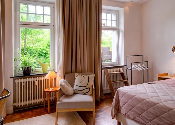 Mit 2 Schlafzimmern Am Bergpark Wilhelmshoehe Kassel