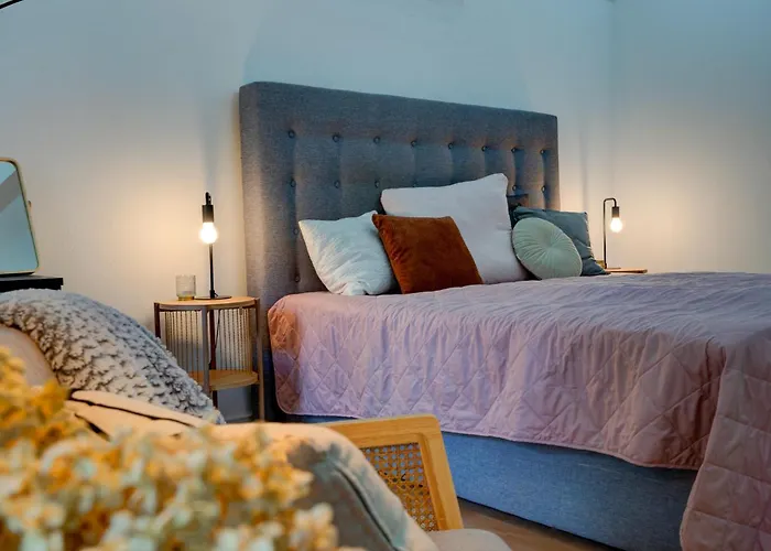 Mit 2 Schlafzimmern Am Bergpark Wilhelmshoehe Apartment *